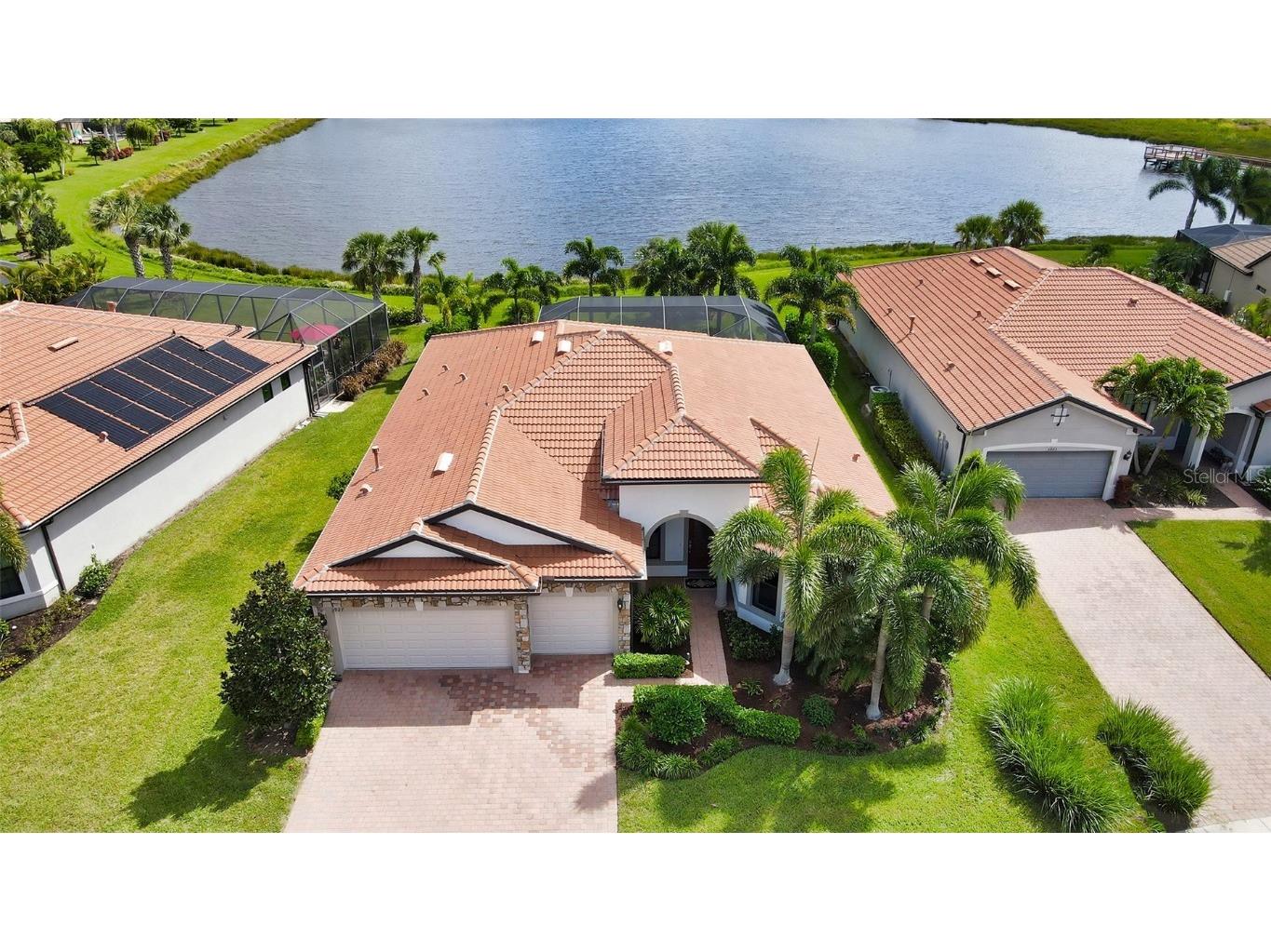 5927 Snowy Egret Drive Sarasota FL 34238 A4585045 image1