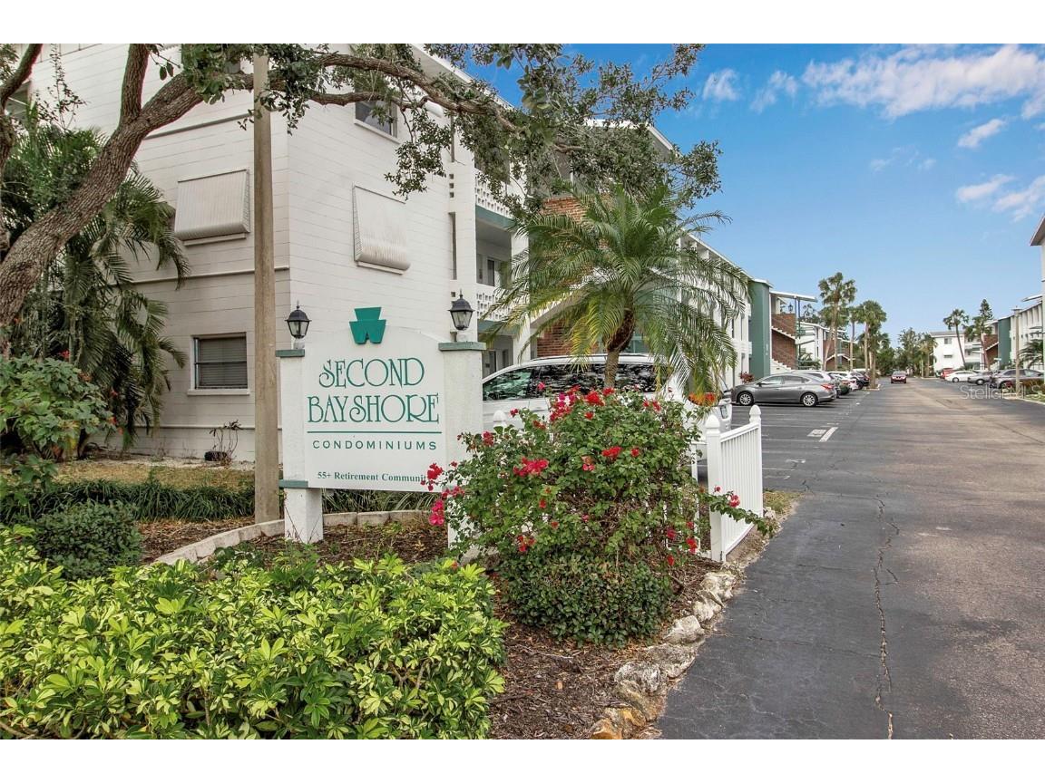 5928 Welcome Road #H4 Bradenton FL 34207 A4635173 image1