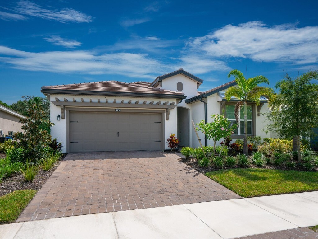 5929 Long Shore Loop Sarasota FL 34238 U8182174 image1