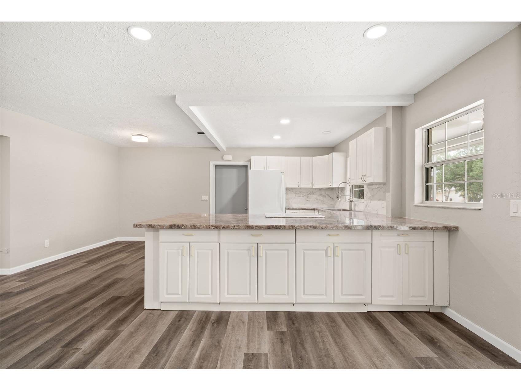 5929 Murdock Avenue Sarasota FL 34231 A4687404 image10
