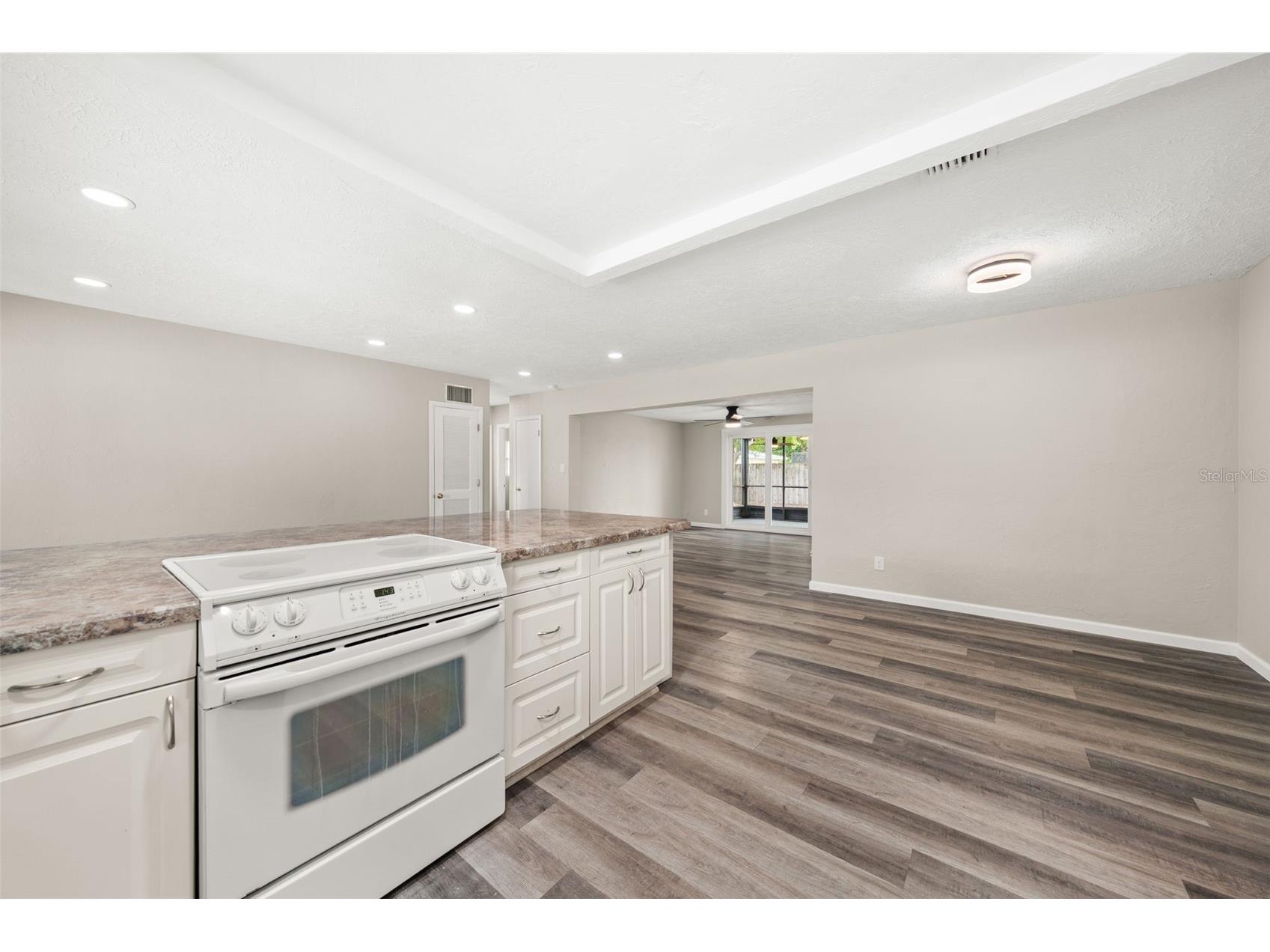 5929 Murdock Avenue Sarasota FL 34231 A4687404 image18