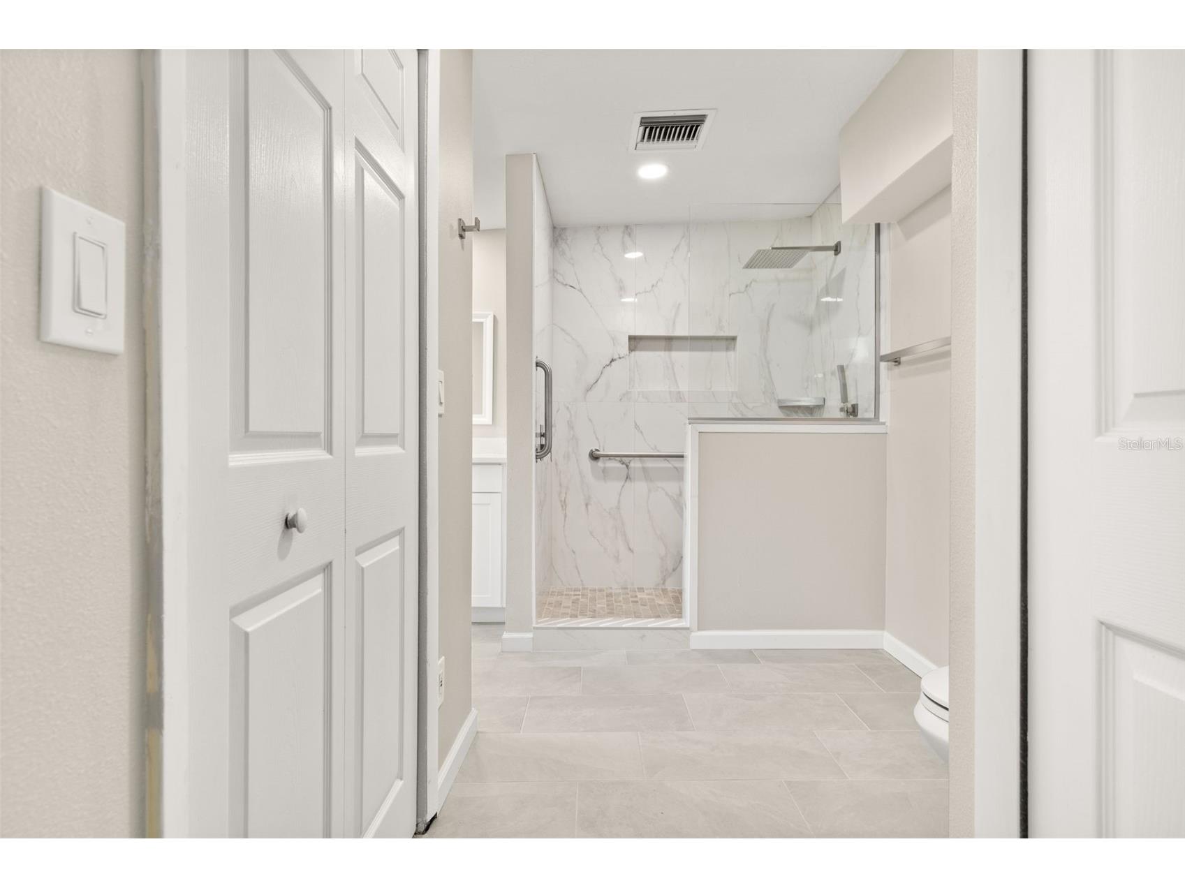 5929 Murdock Avenue Sarasota FL 34231 A4687404 image25