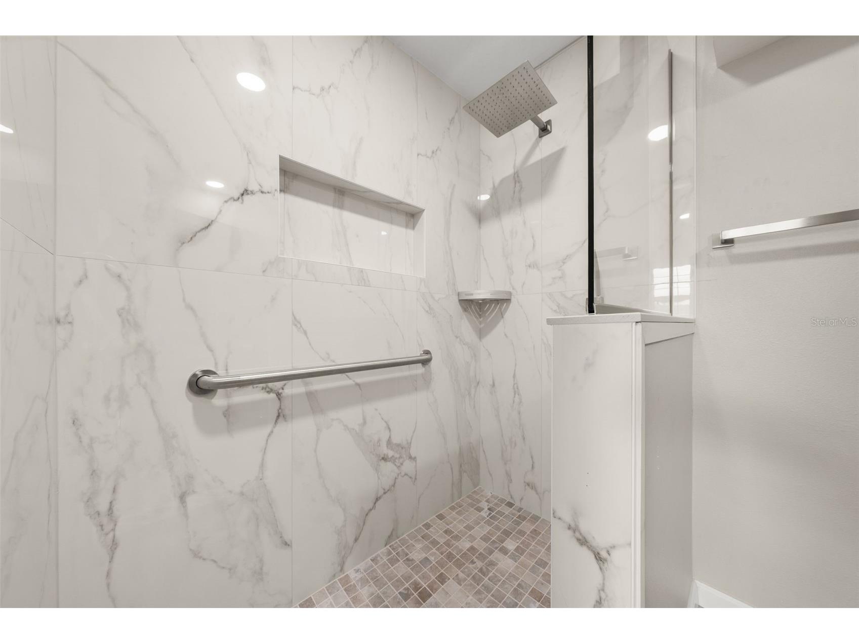 5929 Murdock Avenue Sarasota FL 34231 A4687404 image26