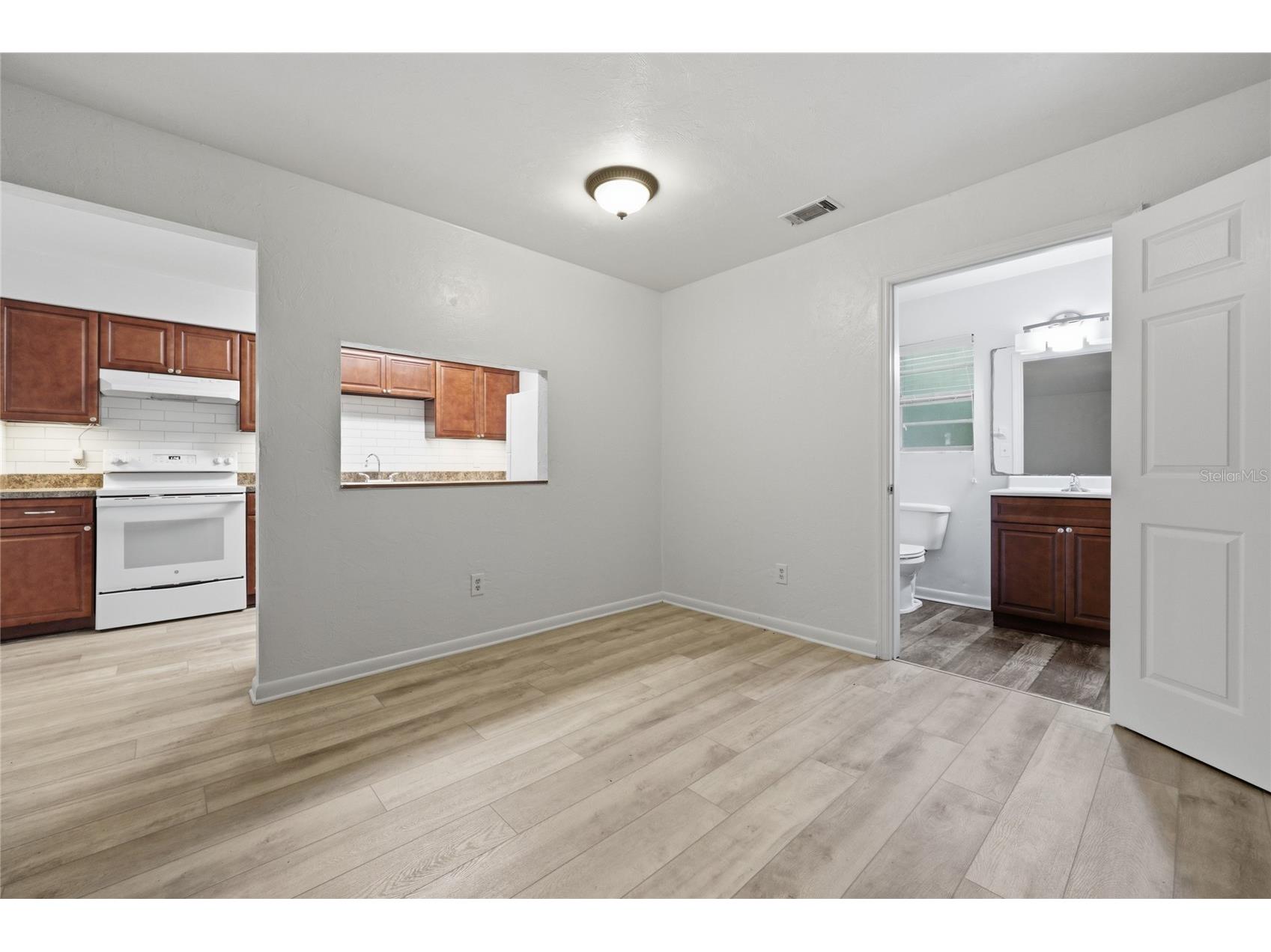 5929 NW 23 Terrace Gainesville FL 32606 GC541961 image9