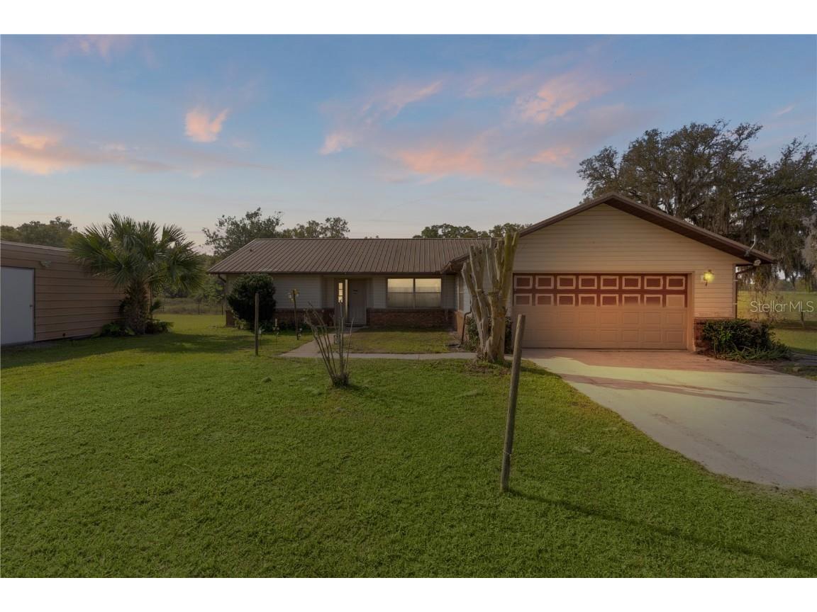 593 NW 111th Lane, Oxford, FL, 34484 MLS G5079446 Edina Realty