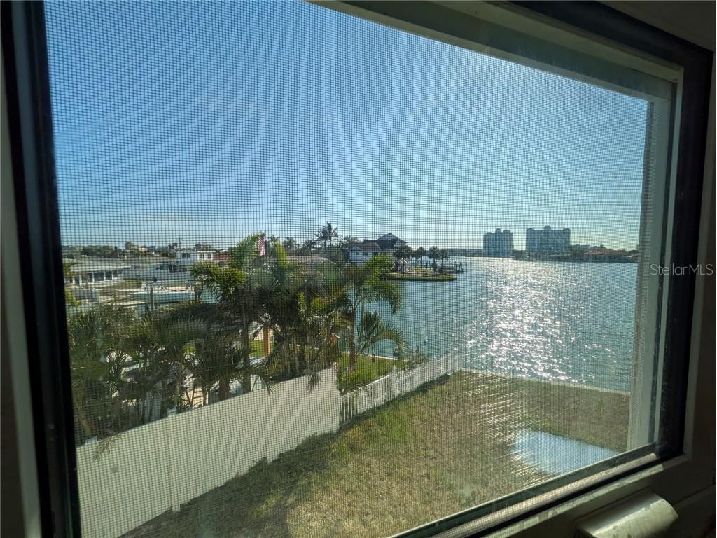 5930 Bahama Way N Saint Pete Beach FL 33706 TB8382595 image14