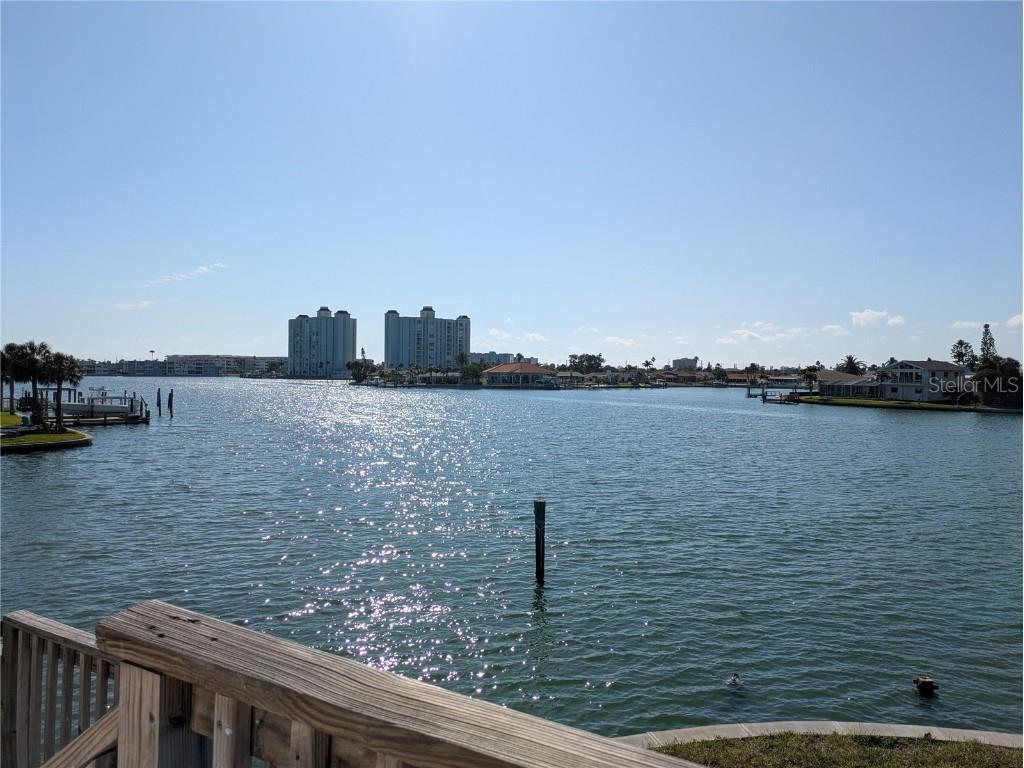 5930 Bahama Way N Saint Pete Beach FL 33706 TB8382595 image2