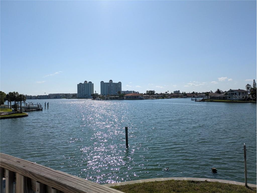 5930 Bahama Way N Saint Pete Beach FL 33706 TB8382595 image4