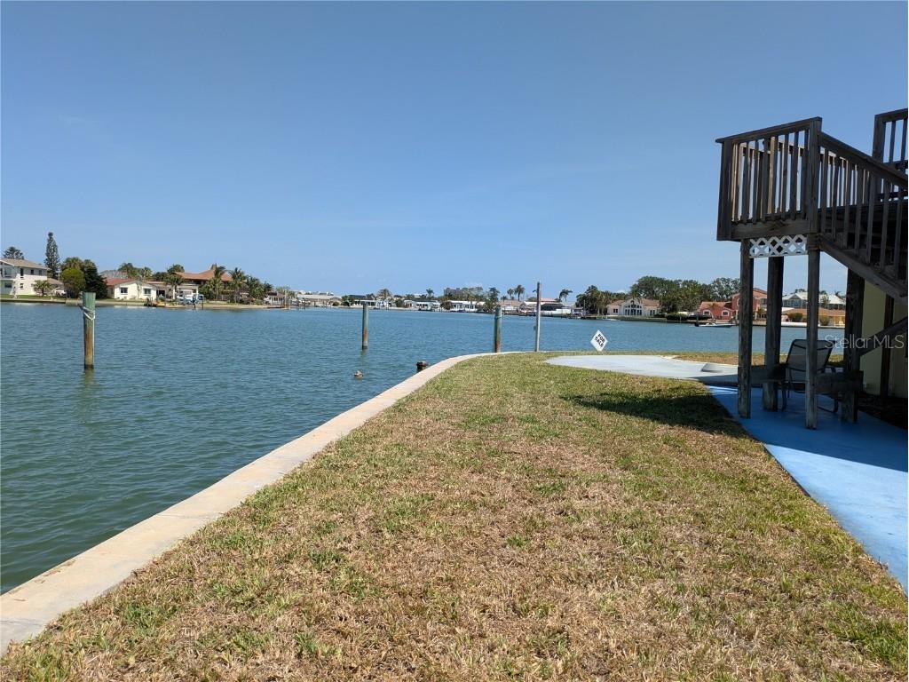 5930 Bahama Way N Saint Pete Beach FL 33706 TB8382595 image41