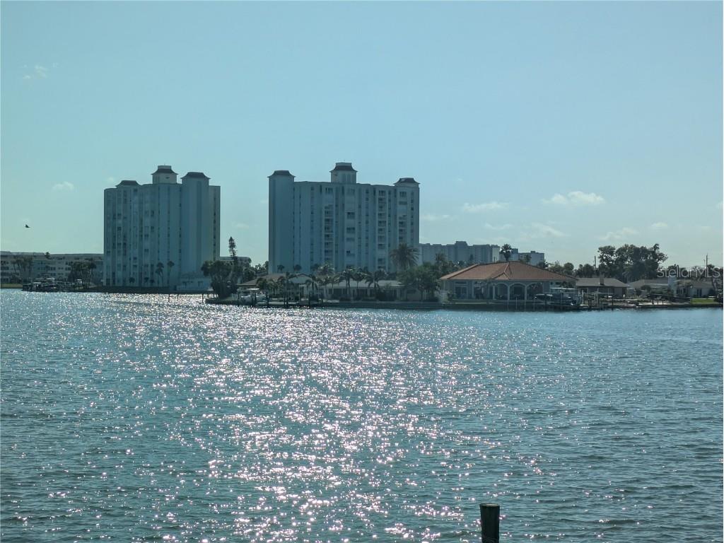 5930 Bahama Way N Saint Pete Beach FL 33706 TB8382595 image5