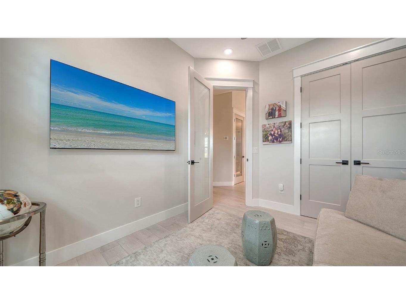 5930 Briarwood Avenue Sarasota FL 34231 A4645623 image32