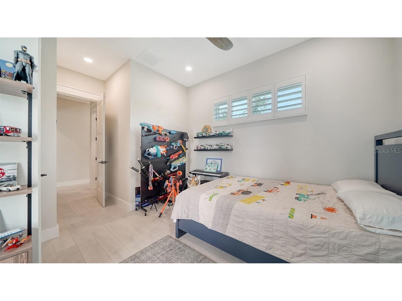 5930 Briarwood Avenue Sarasota FL 34231 A4645623 image35