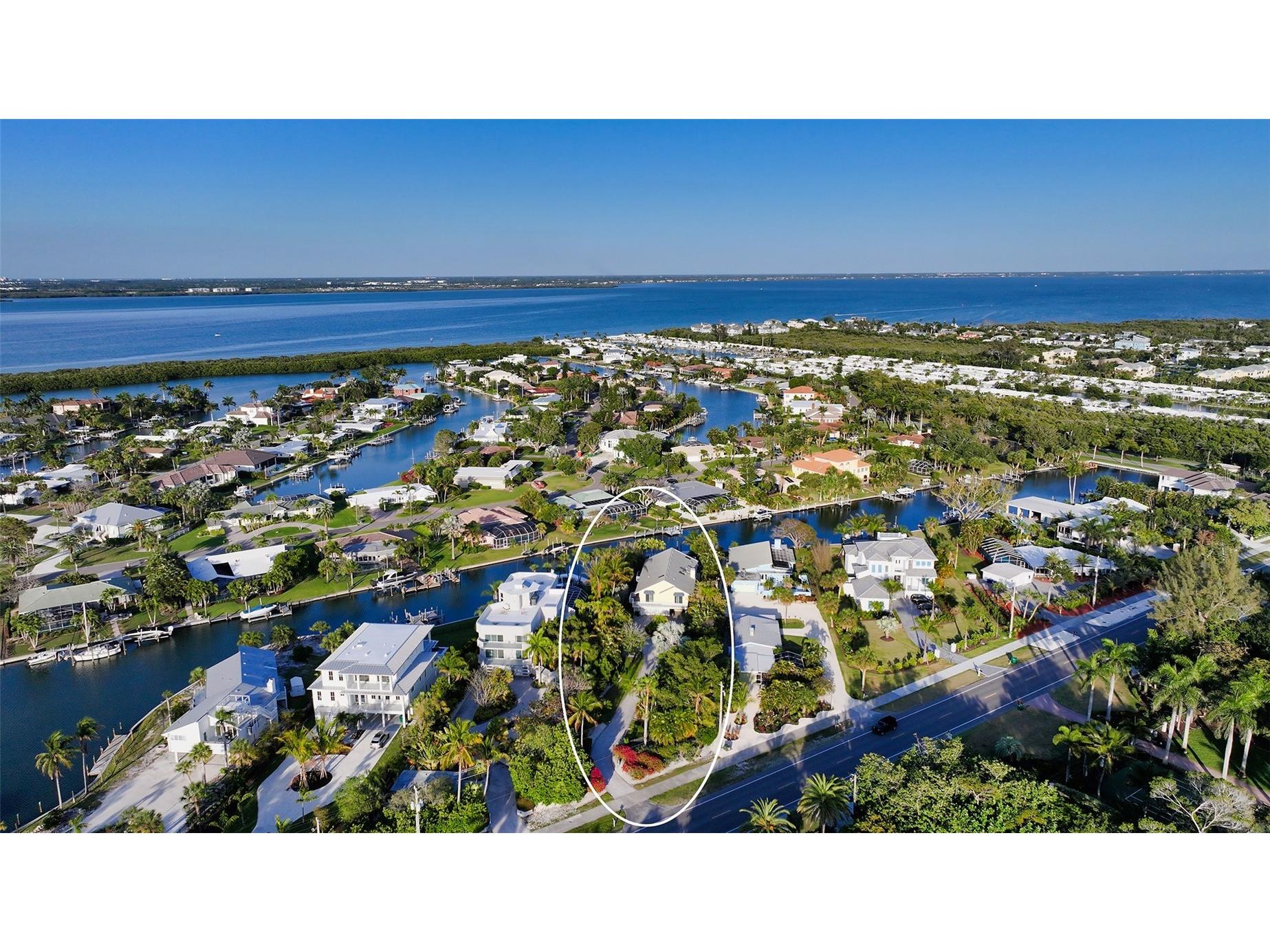 5930 Gulf Of Mexico Drive Longboat Key FL 34228 A4607638 image1