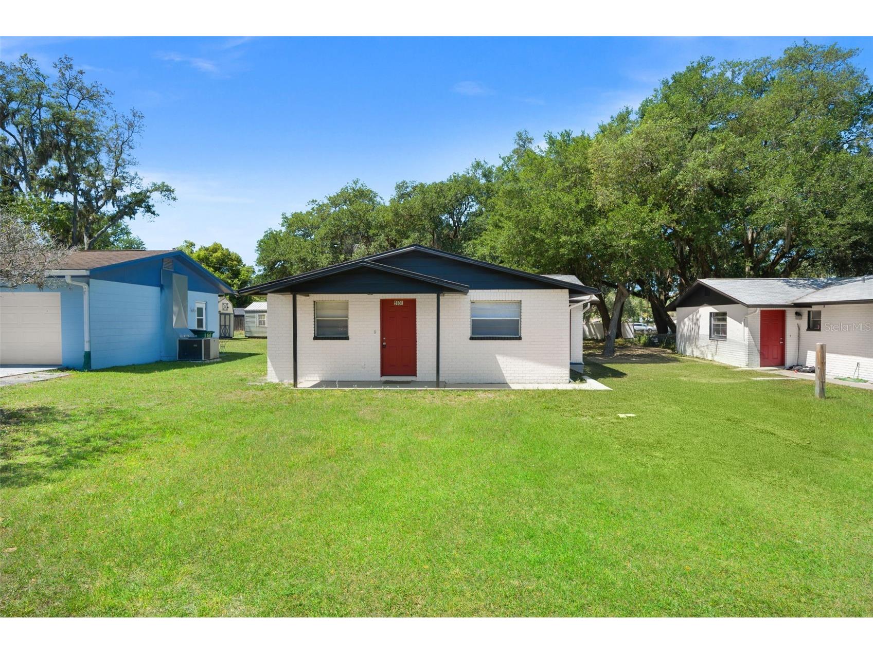 5931 13th Street Zephyrhills FL 33542 W7884944 image1