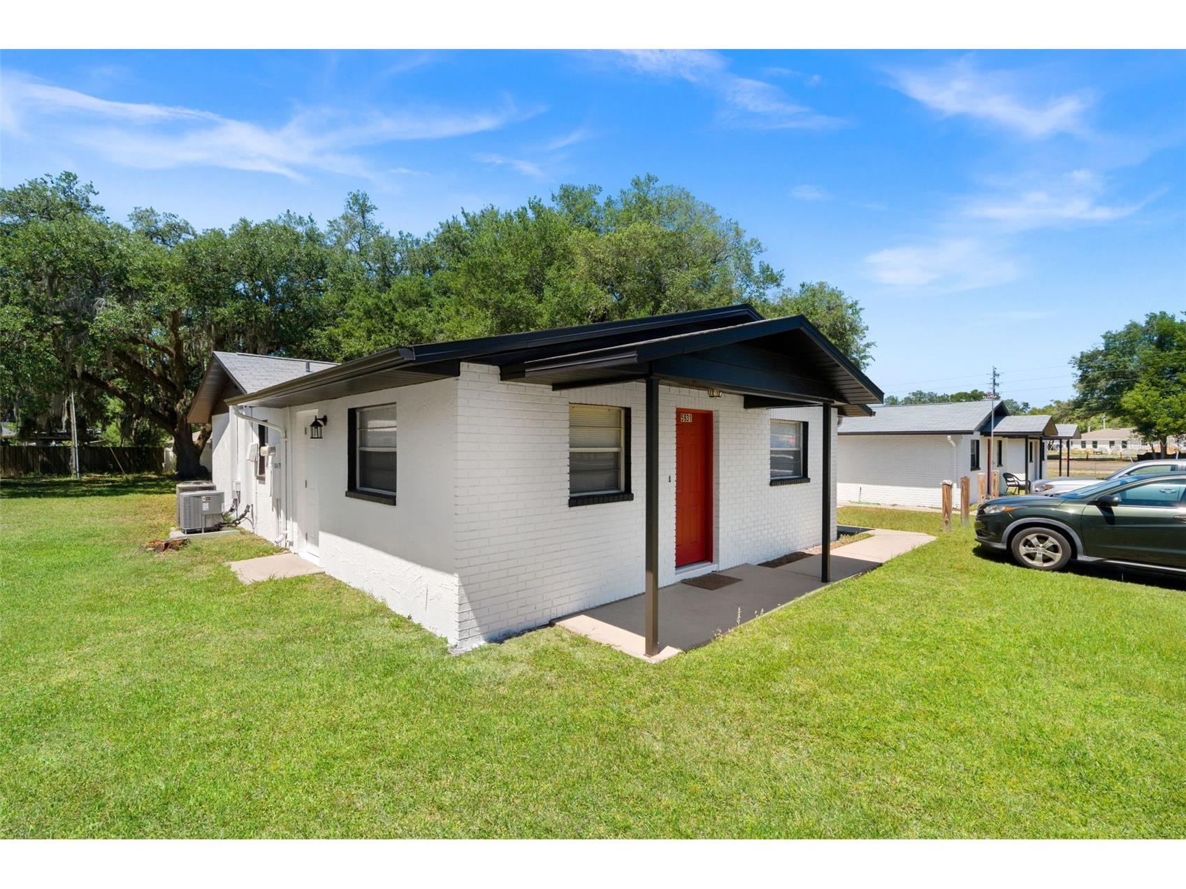 5931 13th Street Zephyrhills FL 33542 W7884944 image2