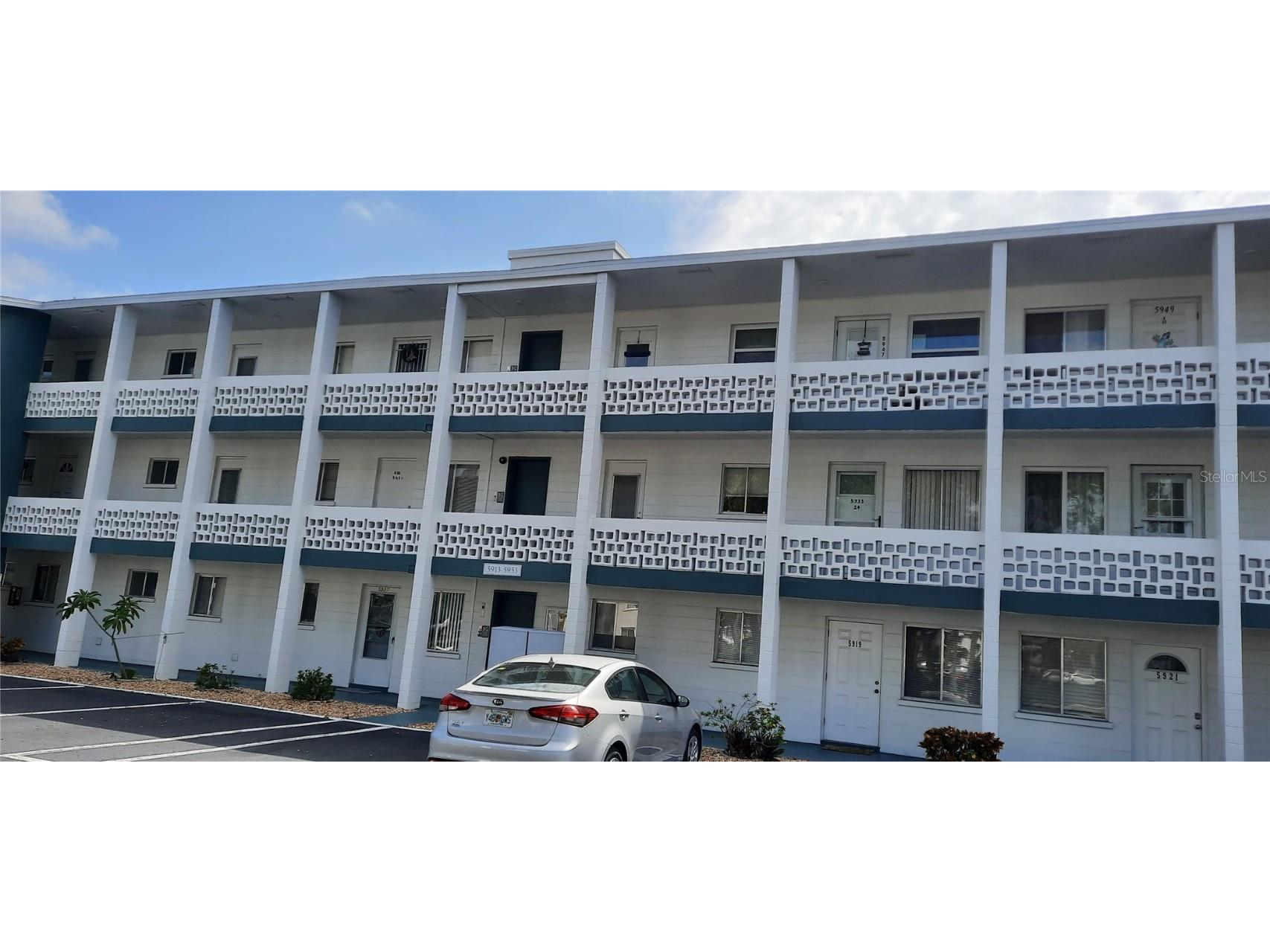 5931 17th Street W #A23 Bradenton FL 34207 A4537970 image1