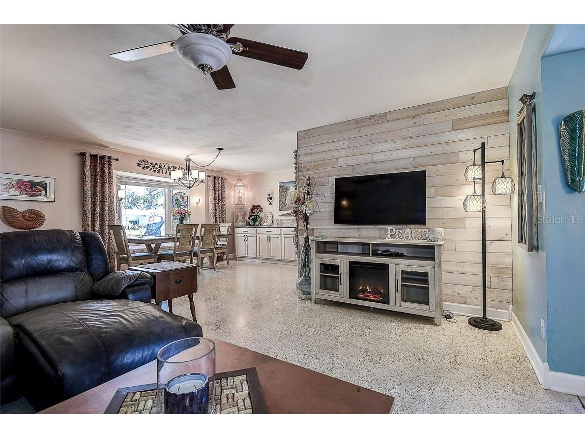 5931 33 Avenue N Saint Petersburg FL 33710 TB8374782 image7