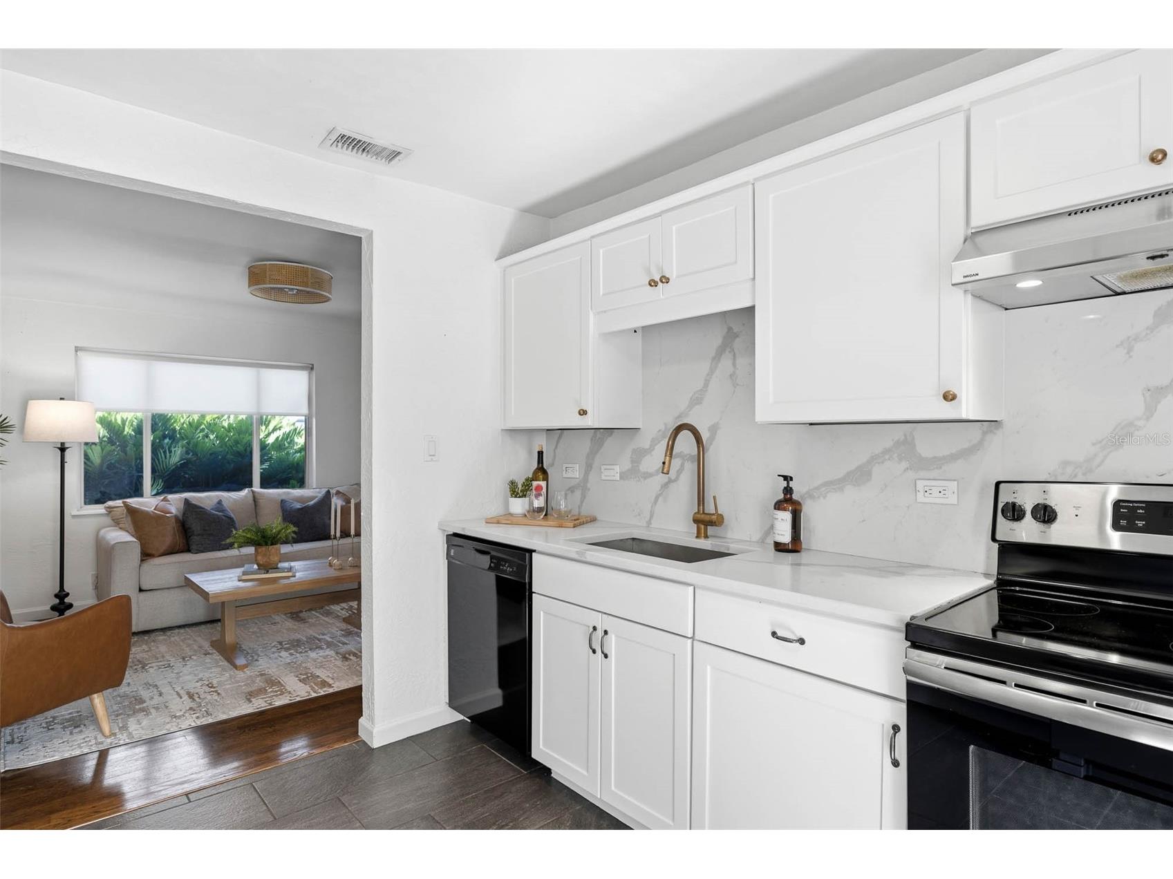 5931 Mangrove Street N Saint Petersburg FL 33703 TB8527692 image10