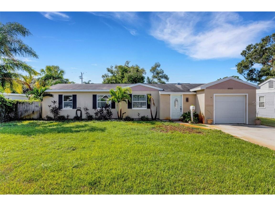 5932 17th Avenue N Saint Petersburg FL 33710 A4661375 image1