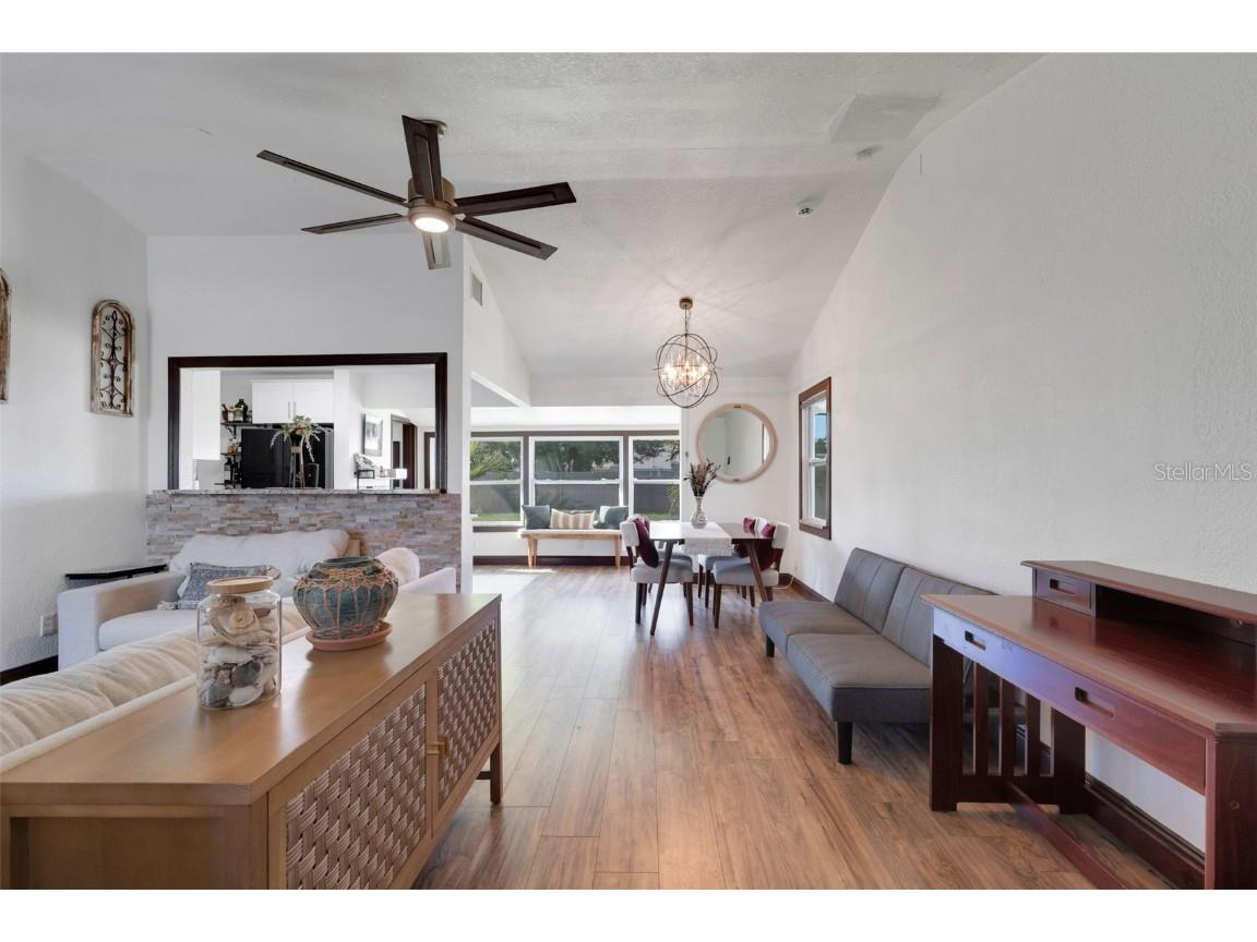 5932 17th Avenue N Saint Petersburg FL 33710 A4661375 image5