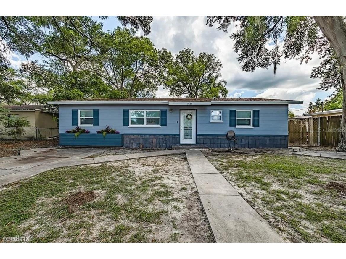 5932 Hilltop Lane E Lakeland FL 33809 TB8385351 image1