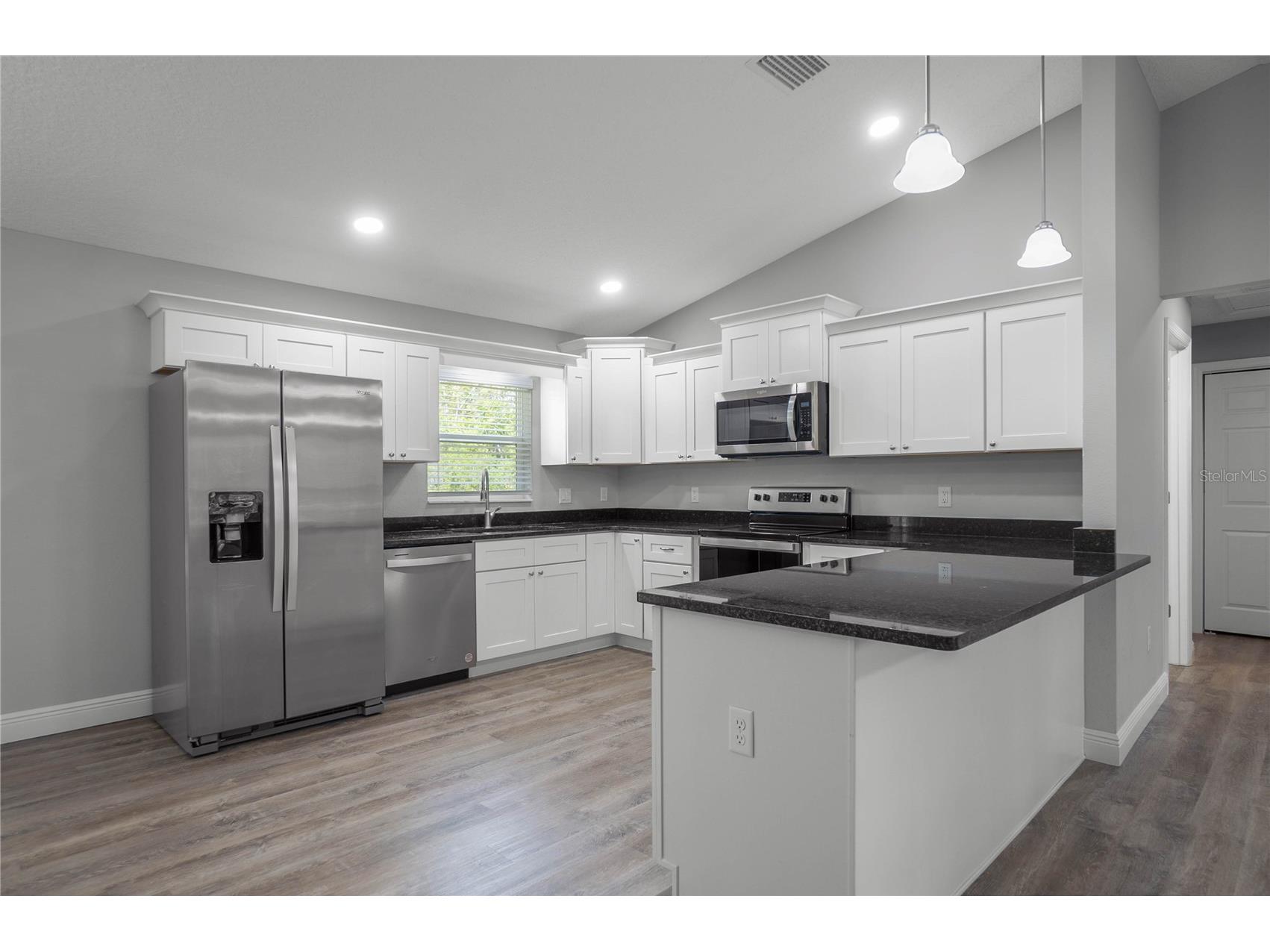 5932 N Flagstaff Avenue Beverly Hills FL 34465 OM724273 image10