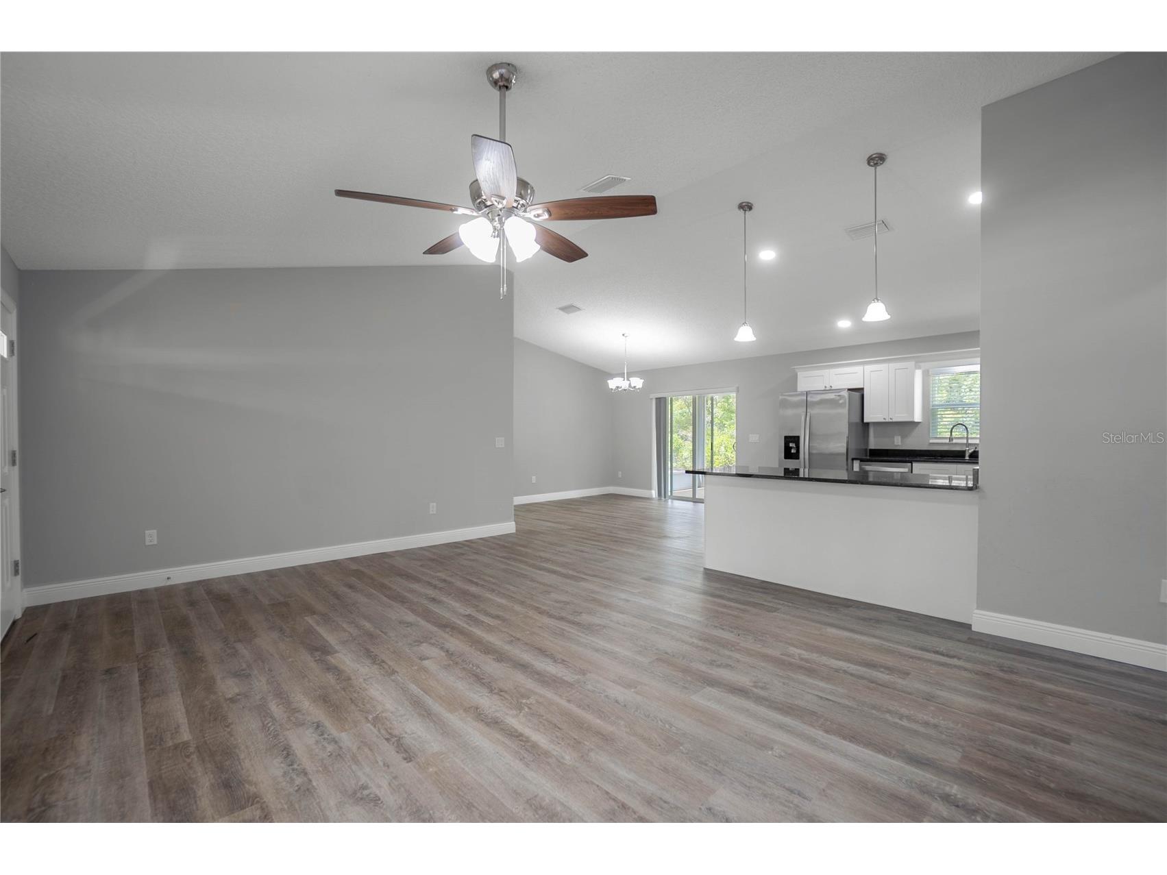 5932 N Flagstaff Avenue Beverly Hills FL 34465 OM724273 image9