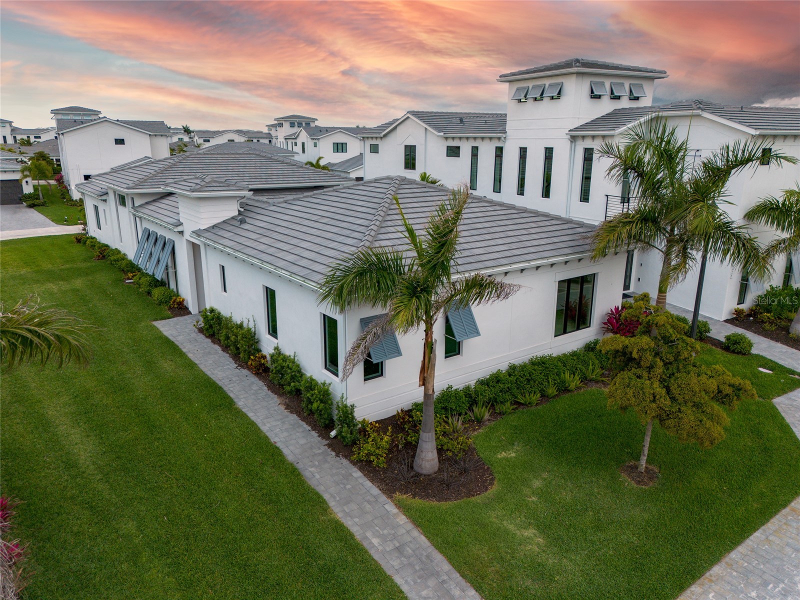 5932 Red Mangrove Lane Bradenton FL 34210 R4910989 image1