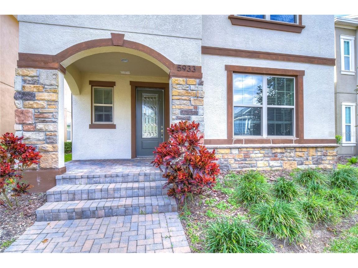 5933 Caldera Ridge Drive Lithia FL 33547 T3500586 image1