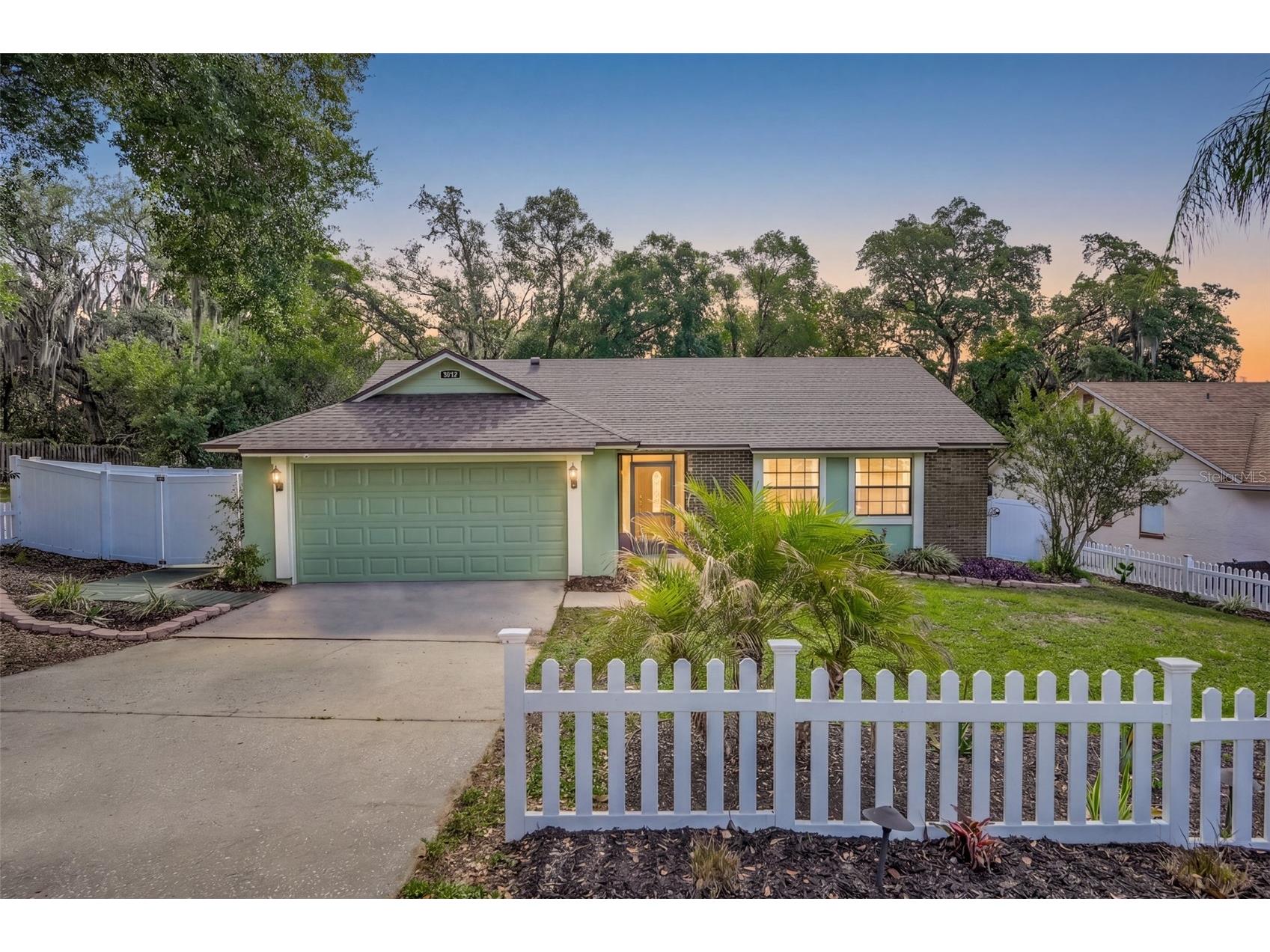 5933 Groveline Drive Orlando FL 32810 O6405618 image1