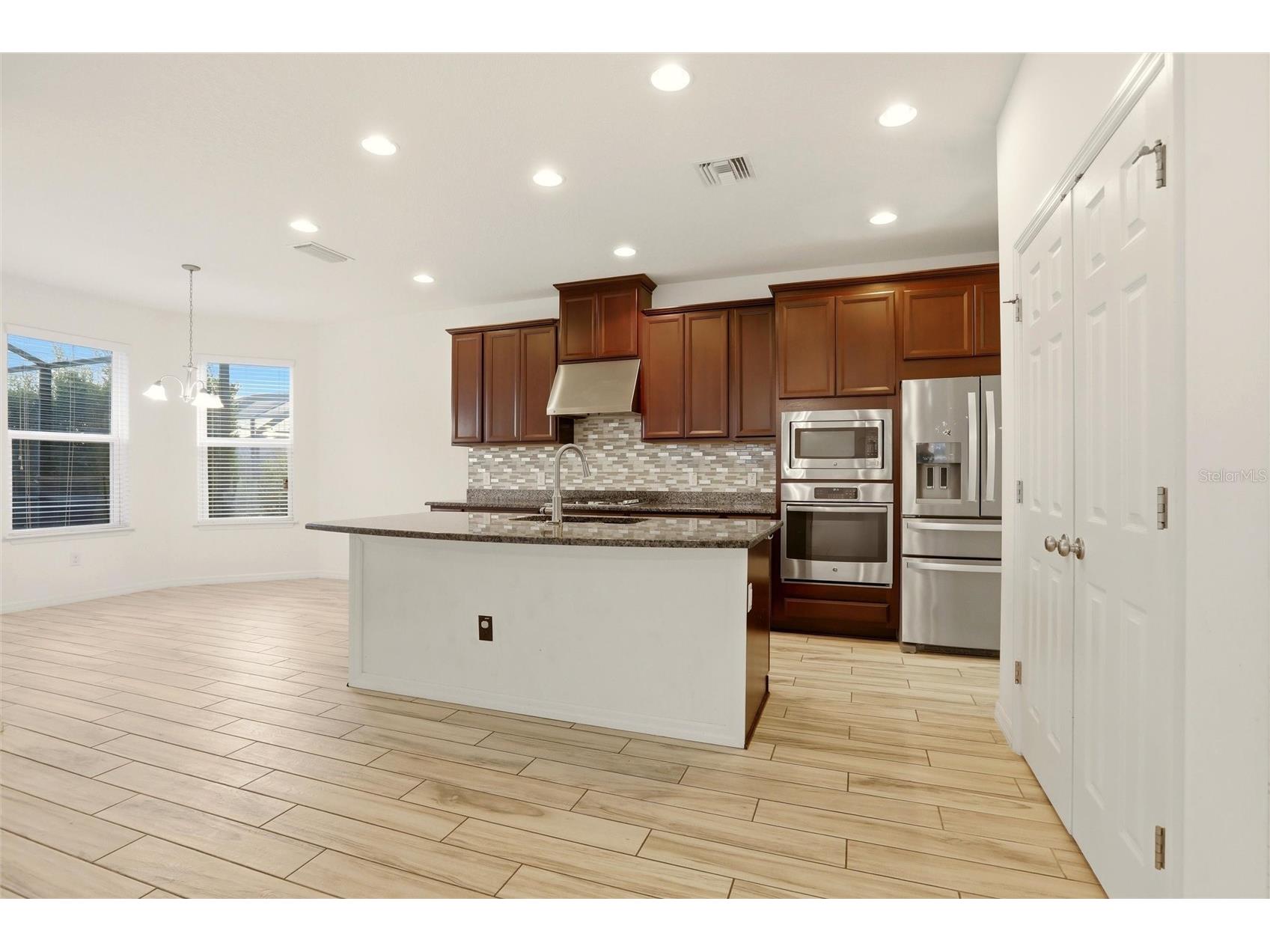 5934 Anise Drive Sarasota FL 34238 A4684771 image12