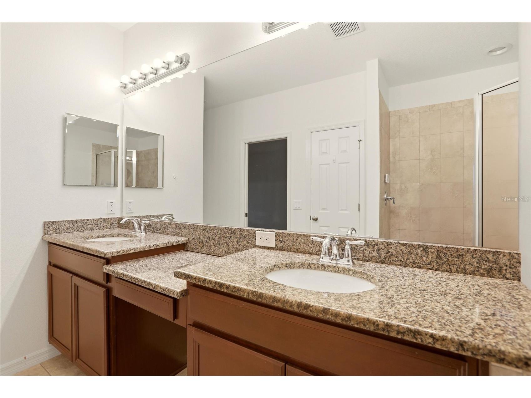5934 Anise Drive Sarasota FL 34238 A4684771 image25