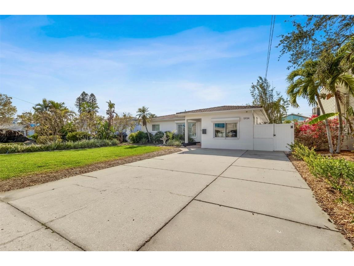 5934 Bayou Grande Boulevard NE Saint Petersburg FL 33703 TB8340911 image1