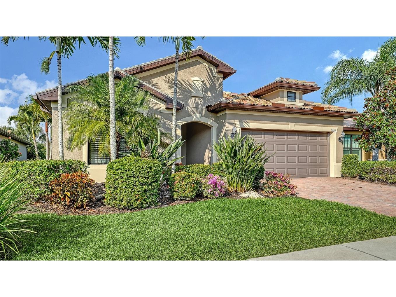 5934 Caspian Tern Drive Sarasota FL 34238 A4673212 image1