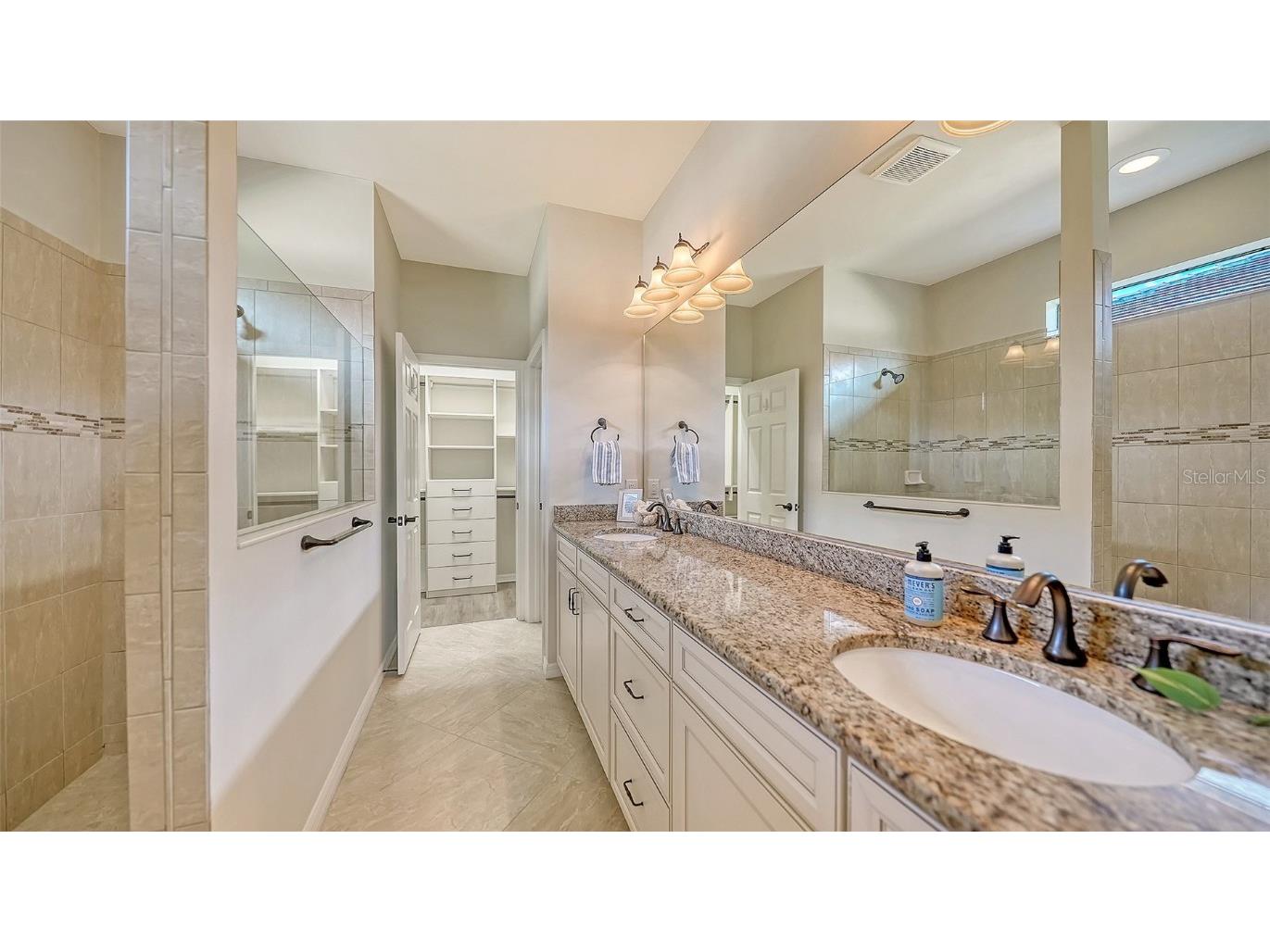 5934 Caspian Tern Drive Sarasota FL 34238 A4673212 image21