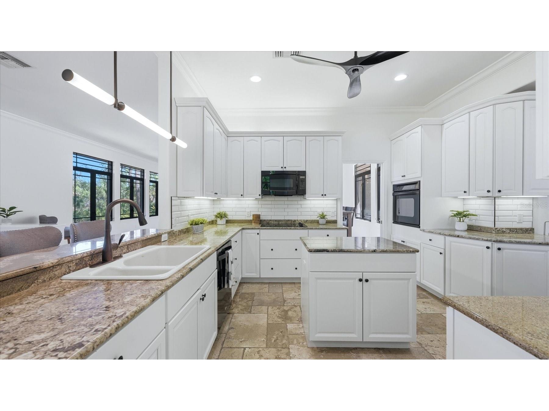 5935 River Forest Circle Bradenton FL 34203 - Williams Creek A4687663 image14