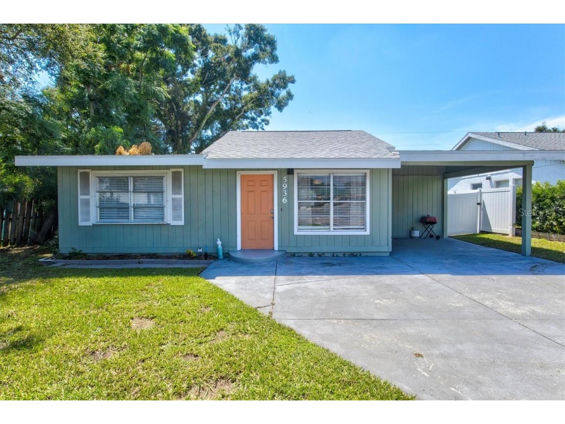 5936 Albert Place Sarasota FL 34231 A4619257 image1