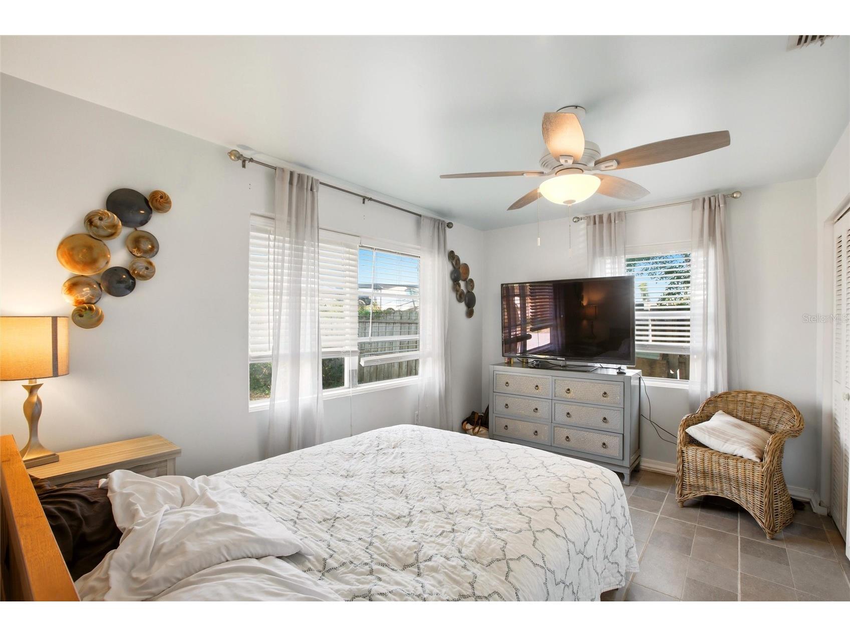 5936 Albert Place Sarasota FL 34231 O6399746 image17