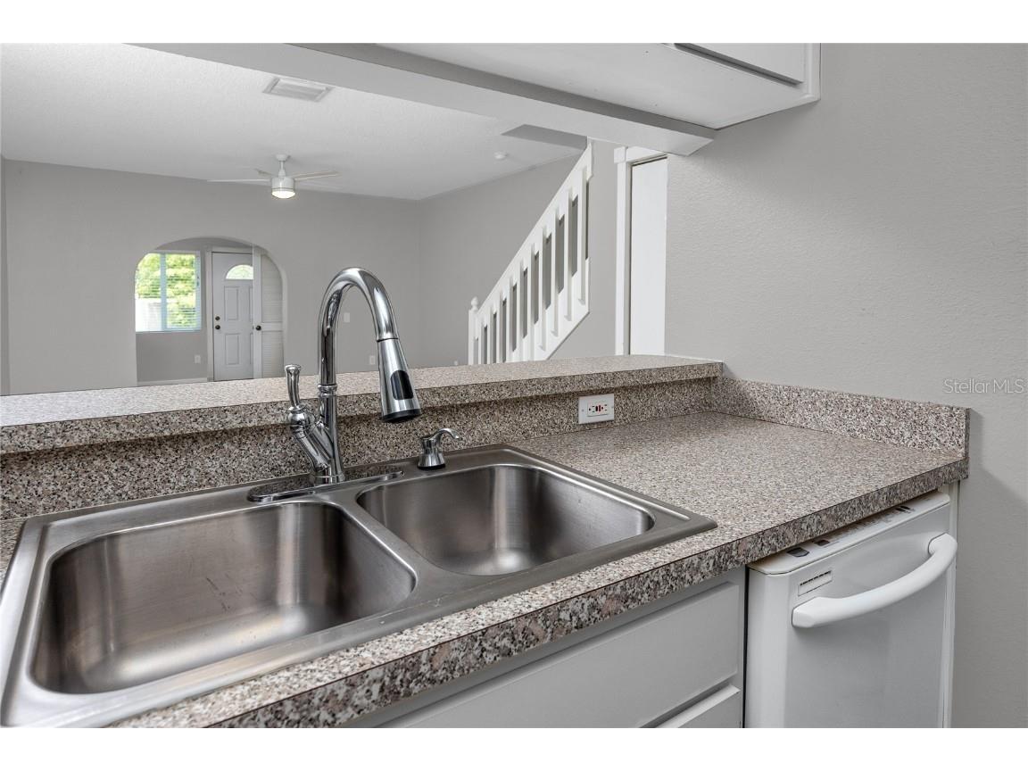 5936 Bayside Key Drive Tampa FL 33615 TB8404834 image11