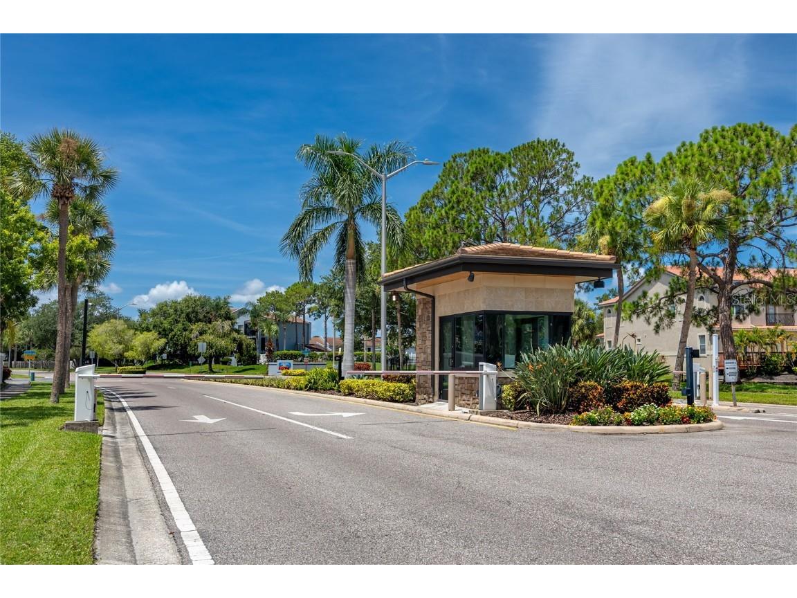 5936 Bayside Key Drive Tampa FL 33615 TB8404834 image45