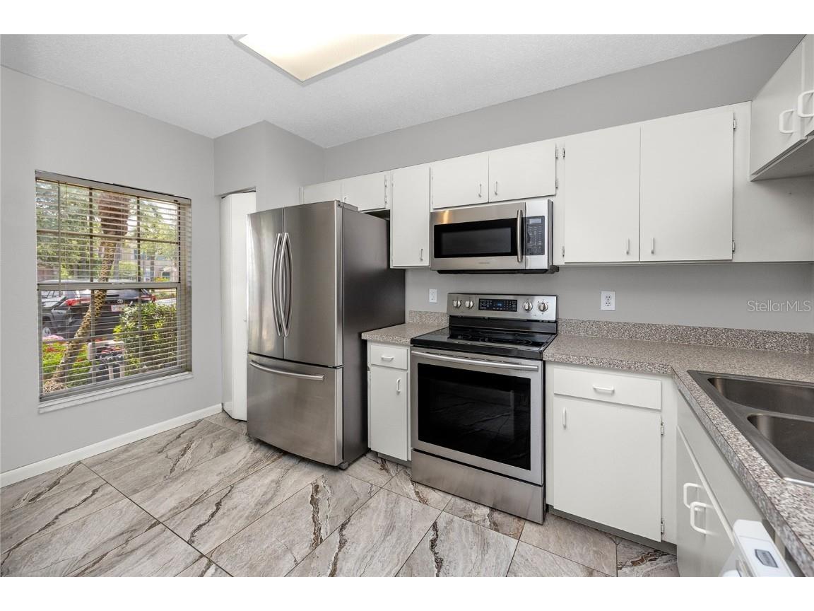 5936 Bayside Key Drive Tampa FL 33615 TB8404834 image7