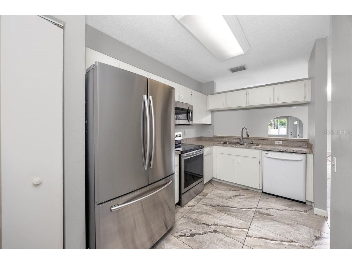 5936 Bayside Key Drive Tampa FL 33615 TB8404834 image8