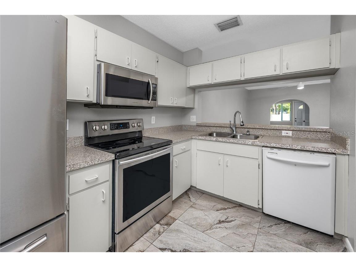 5936 Bayside Key Drive Tampa FL 33615 TB8404834 image9