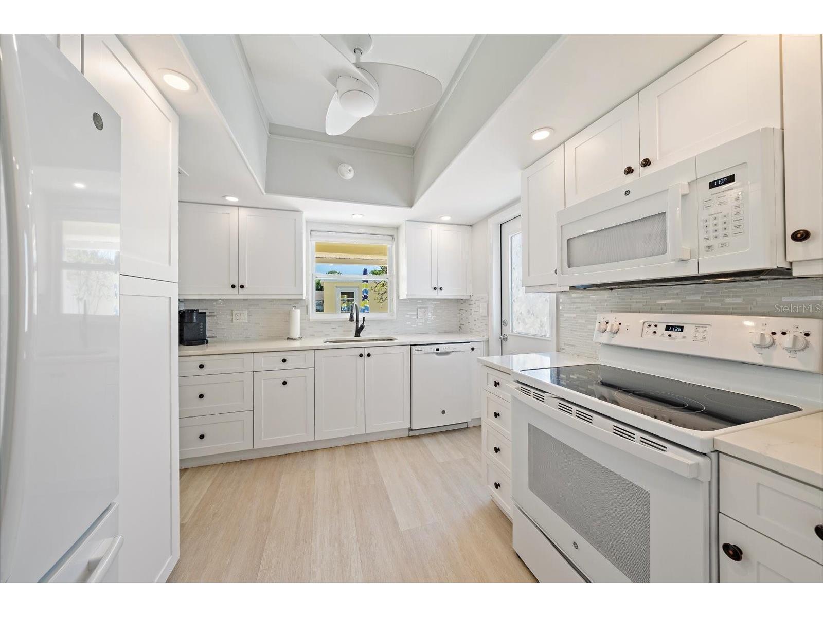 5936 Driftwood Avenue #16 Sarasota FL 34231 A4692206 image27