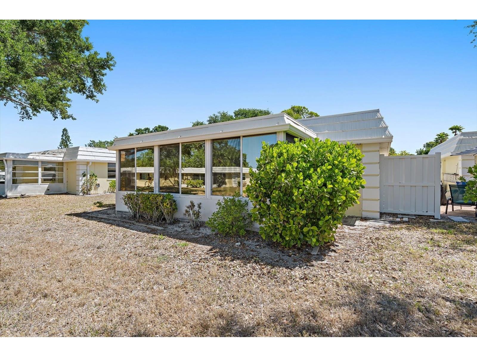 5936 Driftwood Avenue #16 Sarasota FL 34231 A4692206 image36