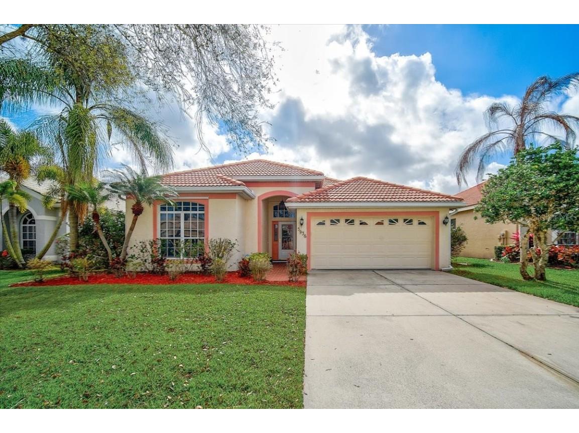 5936 Sandstone Avenue Sarasota FL 34243 A4559227 image1