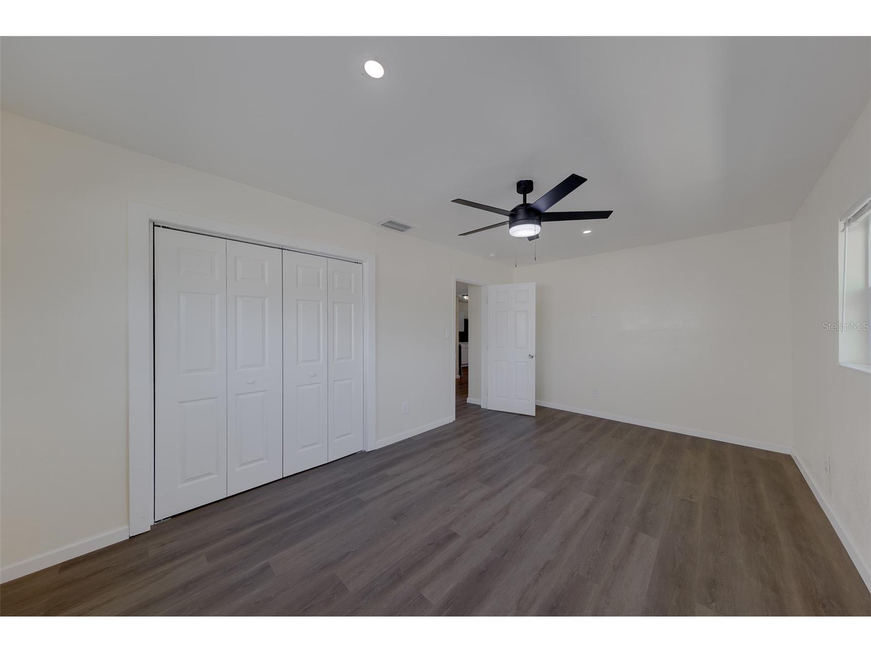 5937 38th Avenue N Saint Petersburg FL 33710 TB8532440 image20
