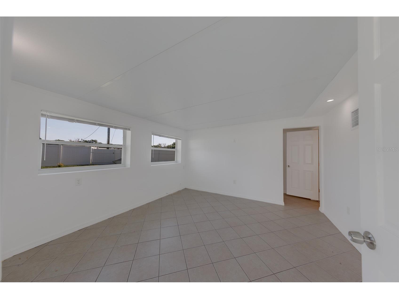 5937 38th Avenue N Saint Petersburg FL 33710 TB8532440 image29