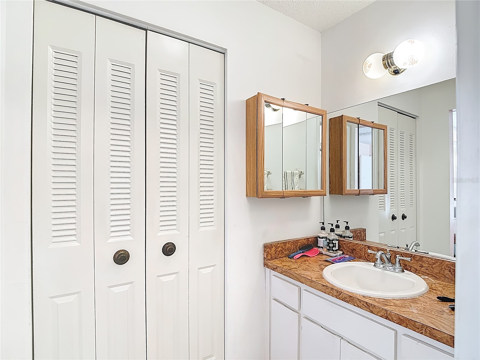 5937 Forest Lane Zephyrhills FL 33542 O6374744 image30
