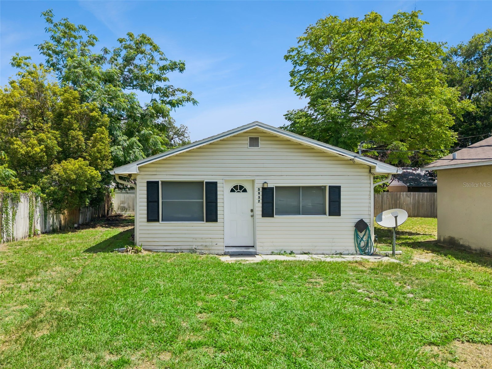 5937 Rosette Street Orlando FL 32835 O6417346 image1